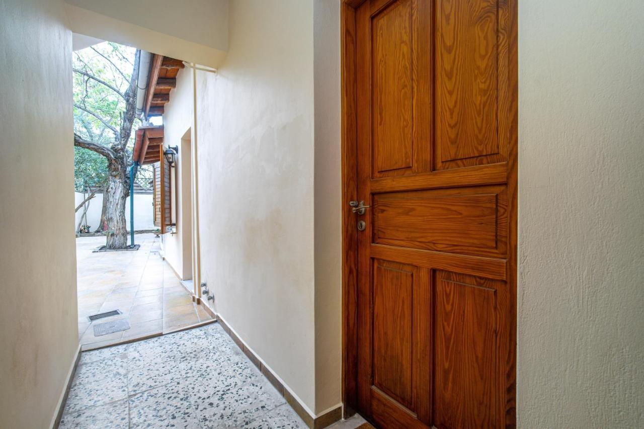 Luxurious Villa At Mets Athens Exterior photo